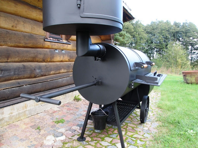 Universelle Smoker Grill 20 Compact / 8 mm / mit Räucherkamin